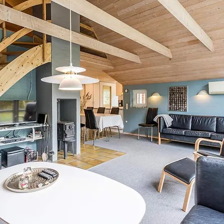 Holiday Lxx Holiday home
